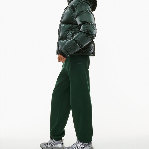 High shine green Super Puff Aritzia puffer 2XS - Picture 3 of 11